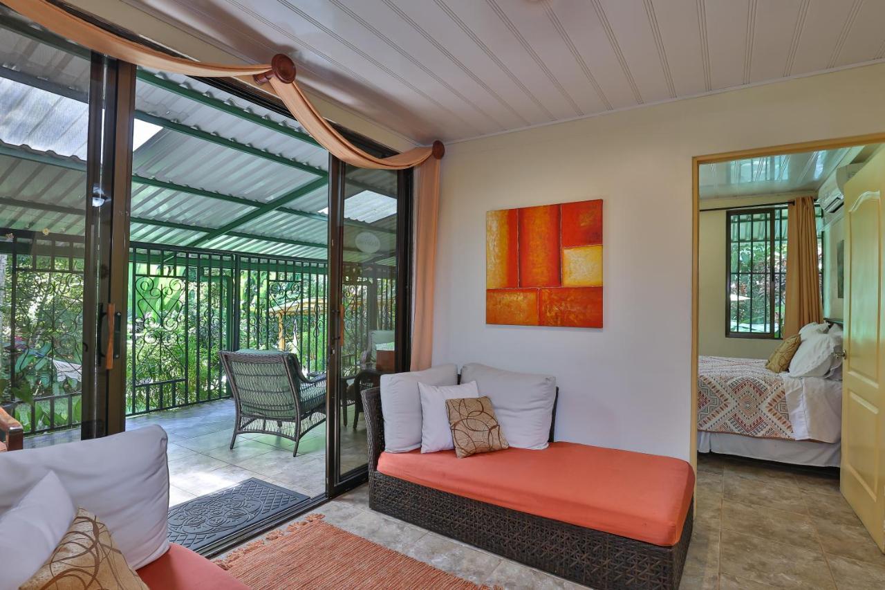 Jungle Creek Aparthotel Manuel Antonio Bagian luar foto