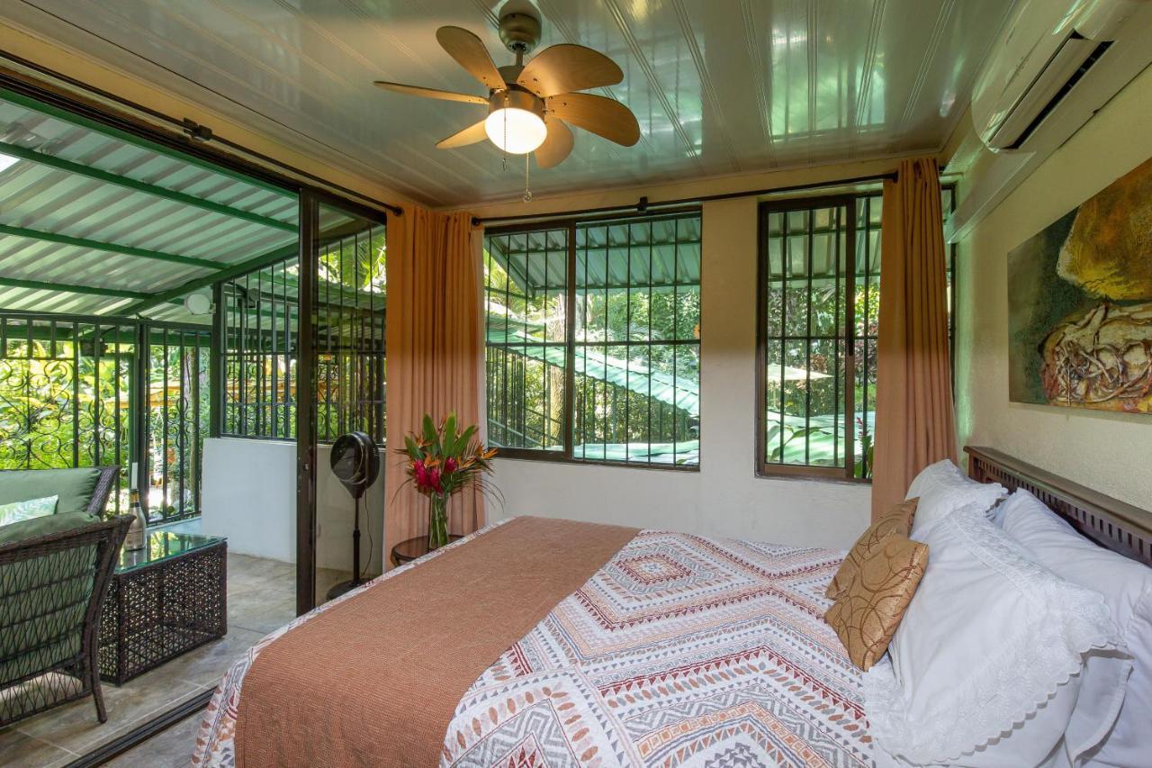 Jungle Creek Aparthotel Manuel Antonio Bagian luar foto
