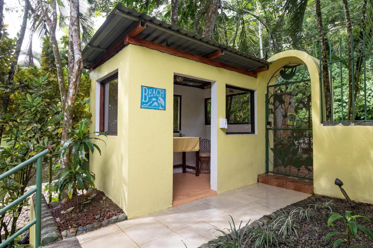 Jungle Creek Aparthotel Manuel Antonio Bagian luar foto
