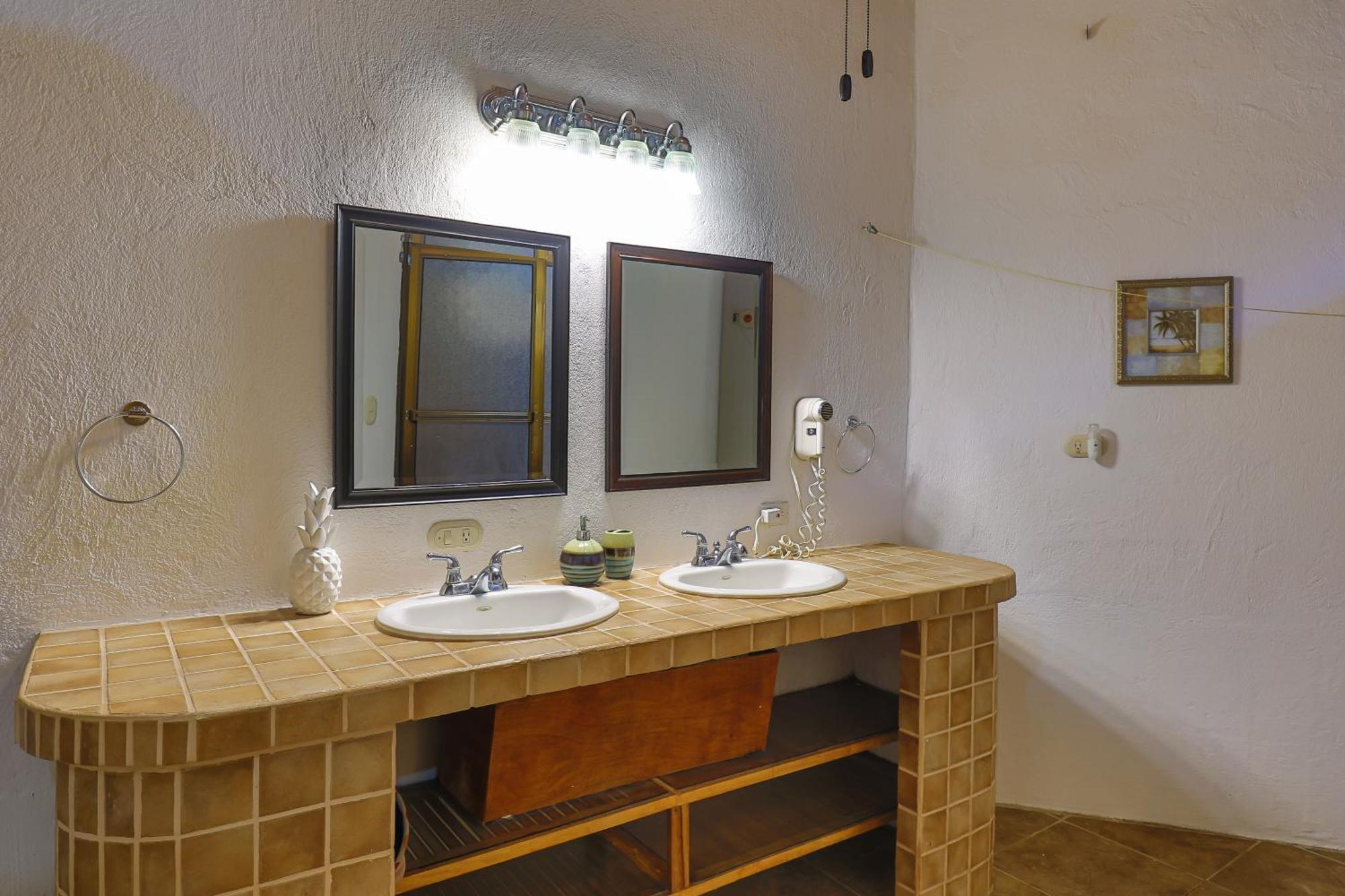 Jungle Creek Aparthotel Manuel Antonio Ruang foto