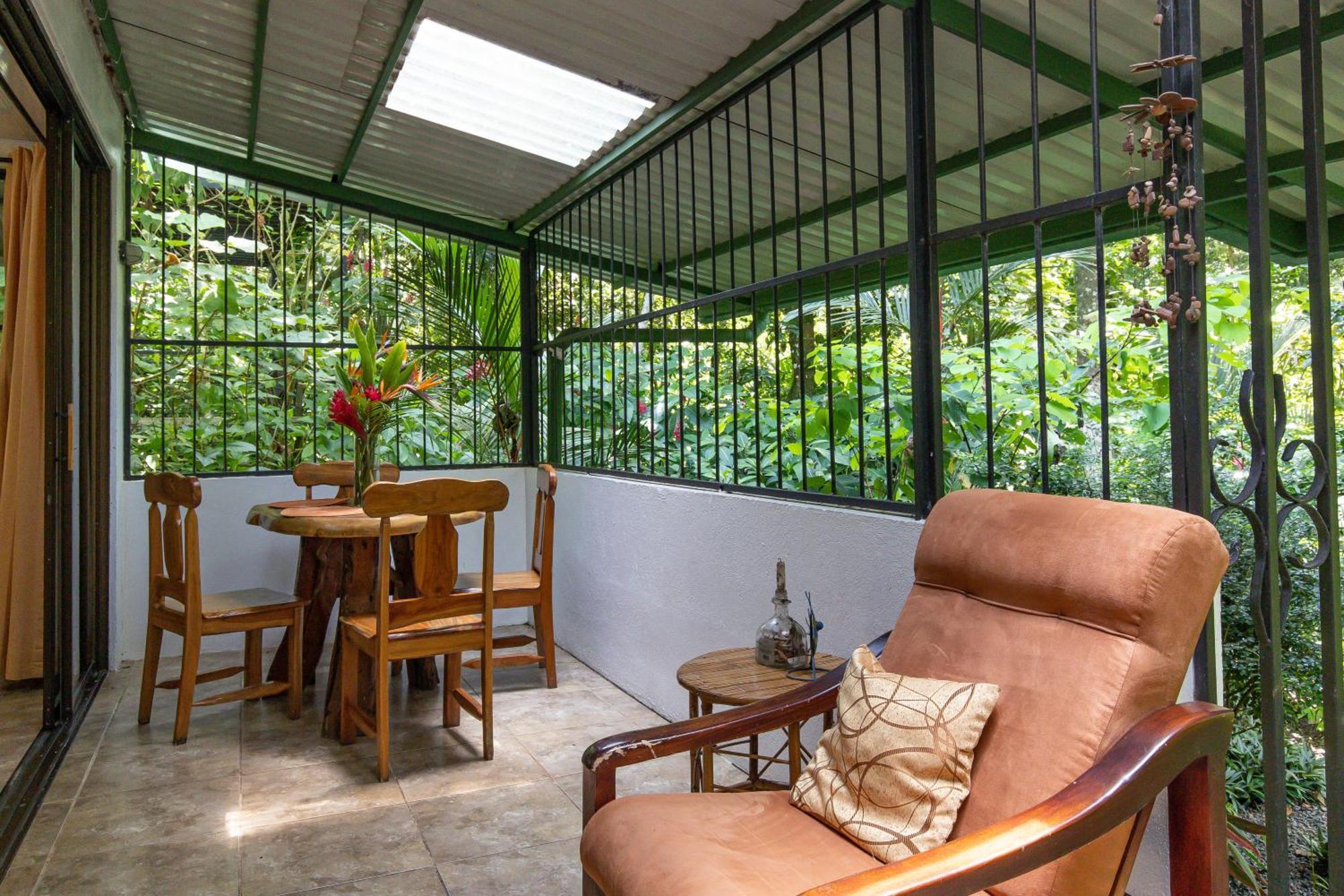 Jungle Creek Aparthotel Manuel Antonio Ruang foto
